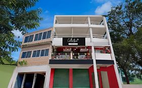 Super Collection O Rani Gate Guwahati Formerly Lakhi Guest House